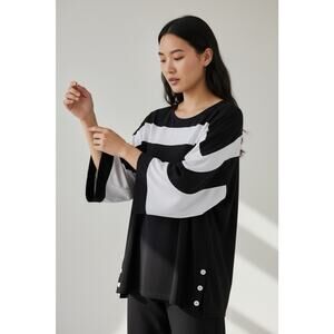 Multiples Tunic Colorblock Round neck Boxy Casual Art to Wear Black White 2X